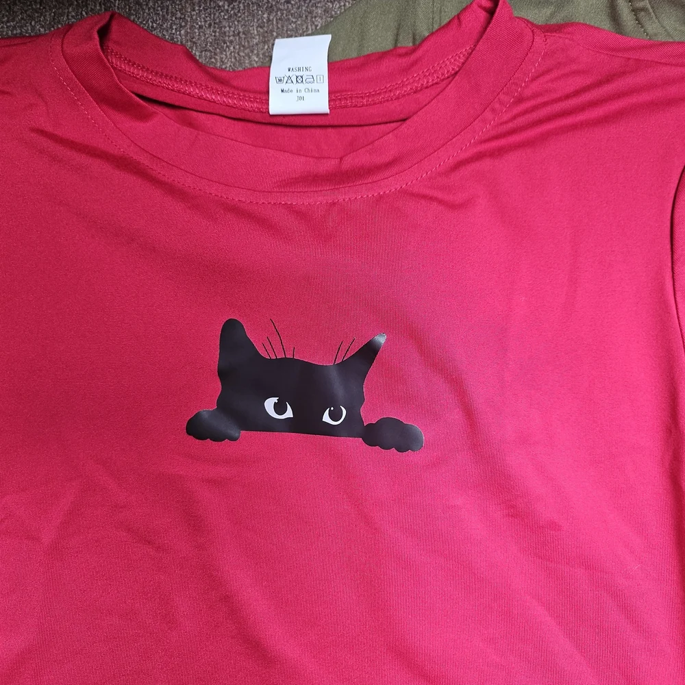 Cat Noodle Graphic T-Shirt - Olive and Red
